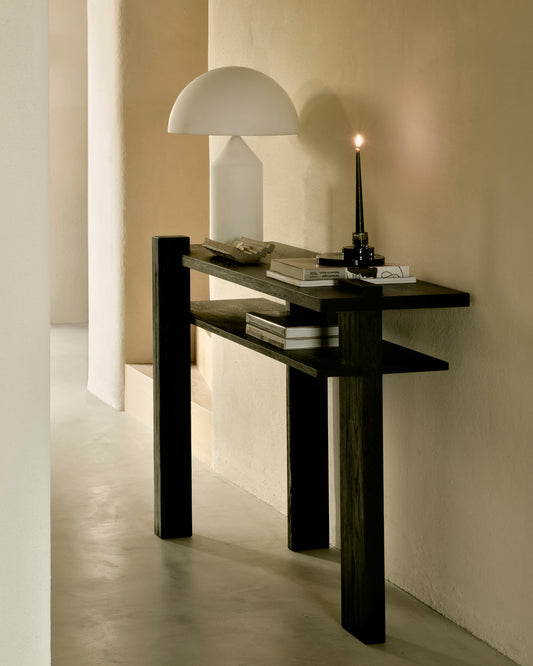 Abstract consoletafel