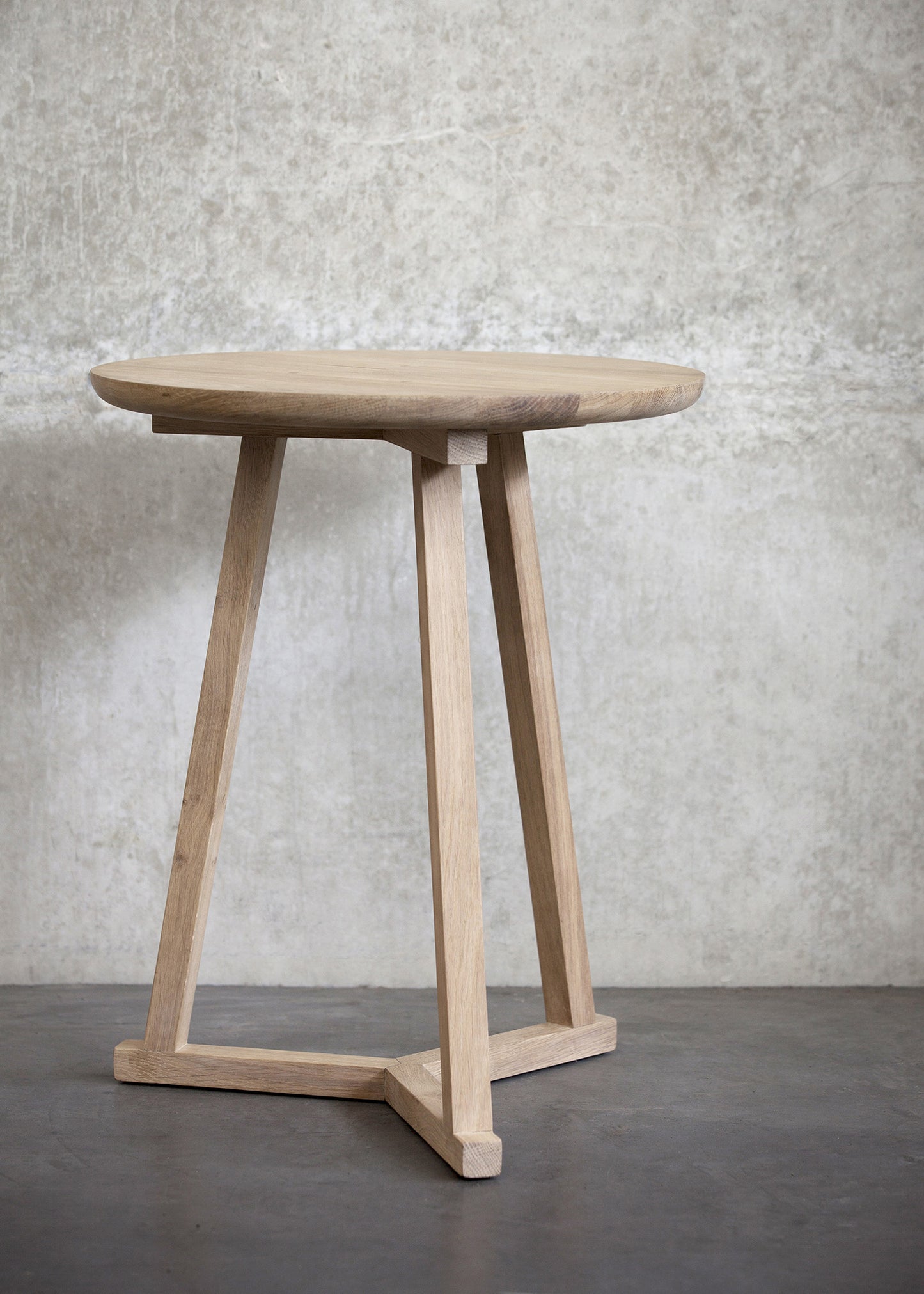 Tripod bijzettafel