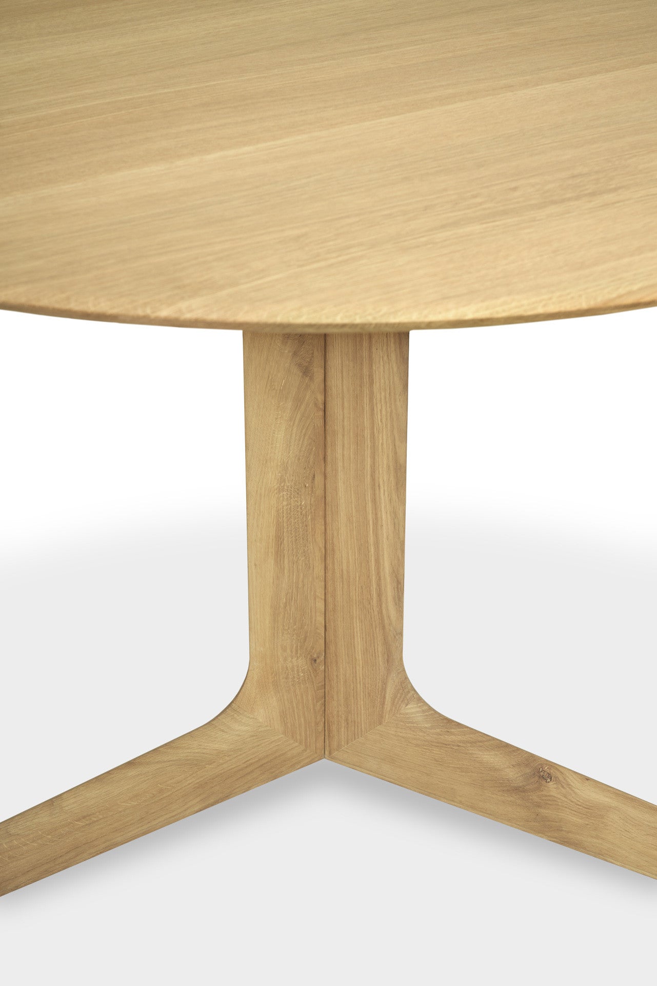 Corto ronde eettafel