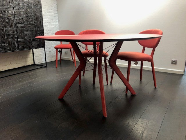 Toonzaalmodel SET Eclipse ronde eettafel EN 6 bijpassende stoelen Toro - kleur Brique