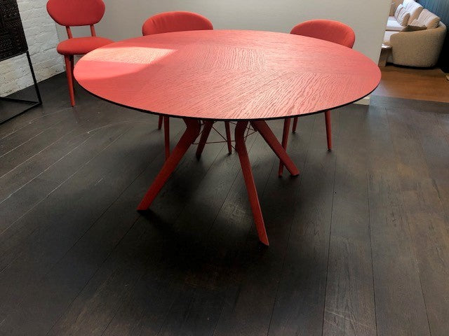 Toonzaalmodel SET Eclipse ronde eettafel EN 6 bijpassende stoelen Toro - kleur Brique