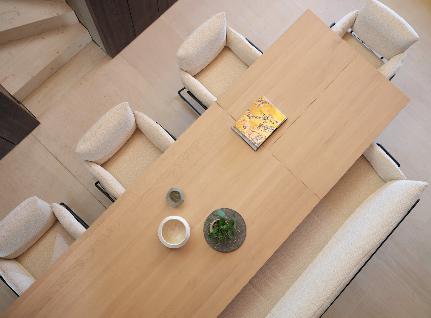 Float uitschuifbare eettafel