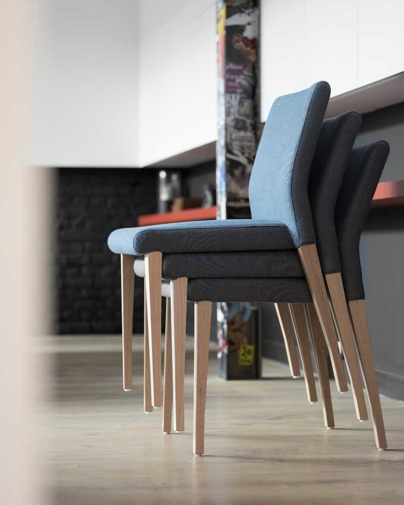 Pure klassieke eetkamerstoel