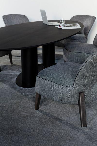Buddha ovalen eettafel