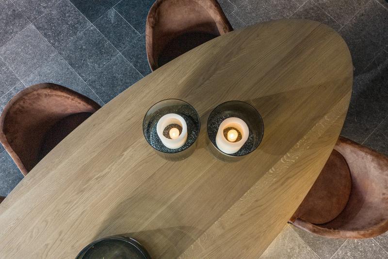 Buddha ovalen eettafel
